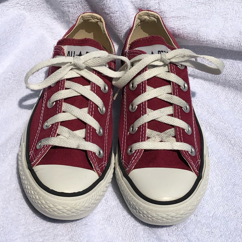 Maroon lowtops